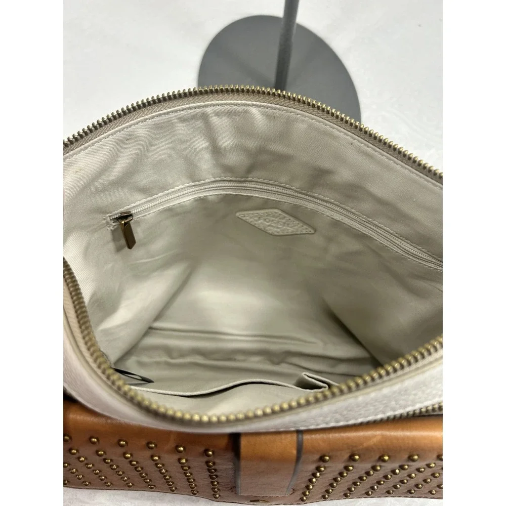 Fossil cream & brown pebbled leather purse zip closure womens